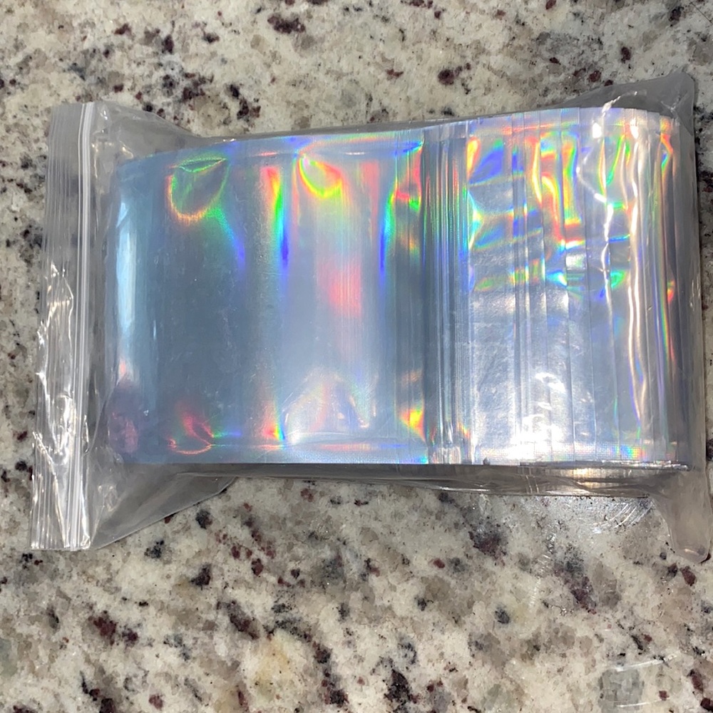 90 iridescent gift packaging